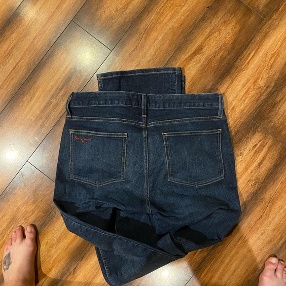 Kimes Ranch Chloe - Picture 2 of 3